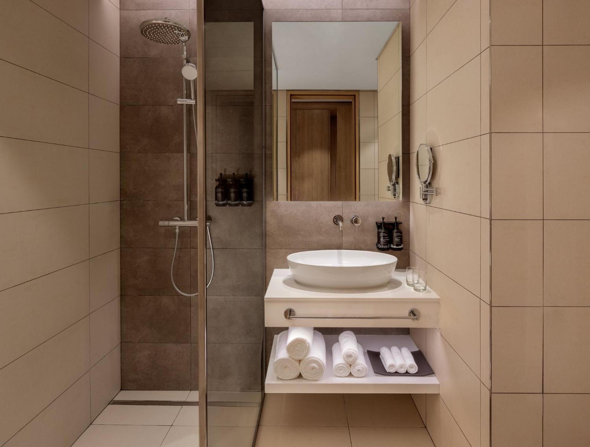Holiday Inn Dubai Business Bay By Ihg Ngoại thất bức ảnh