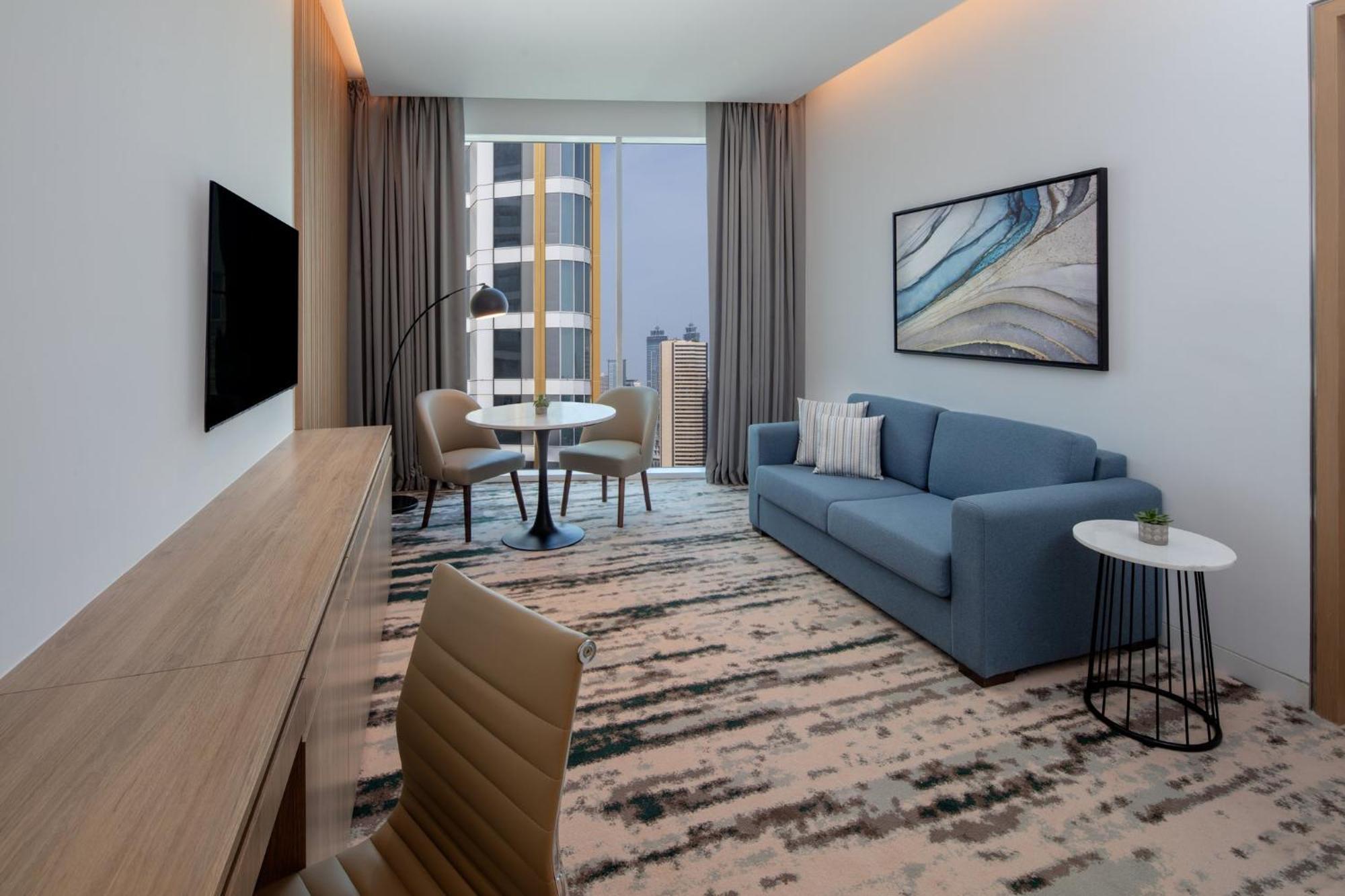 Holiday Inn Dubai Business Bay By Ihg Ngoại thất bức ảnh